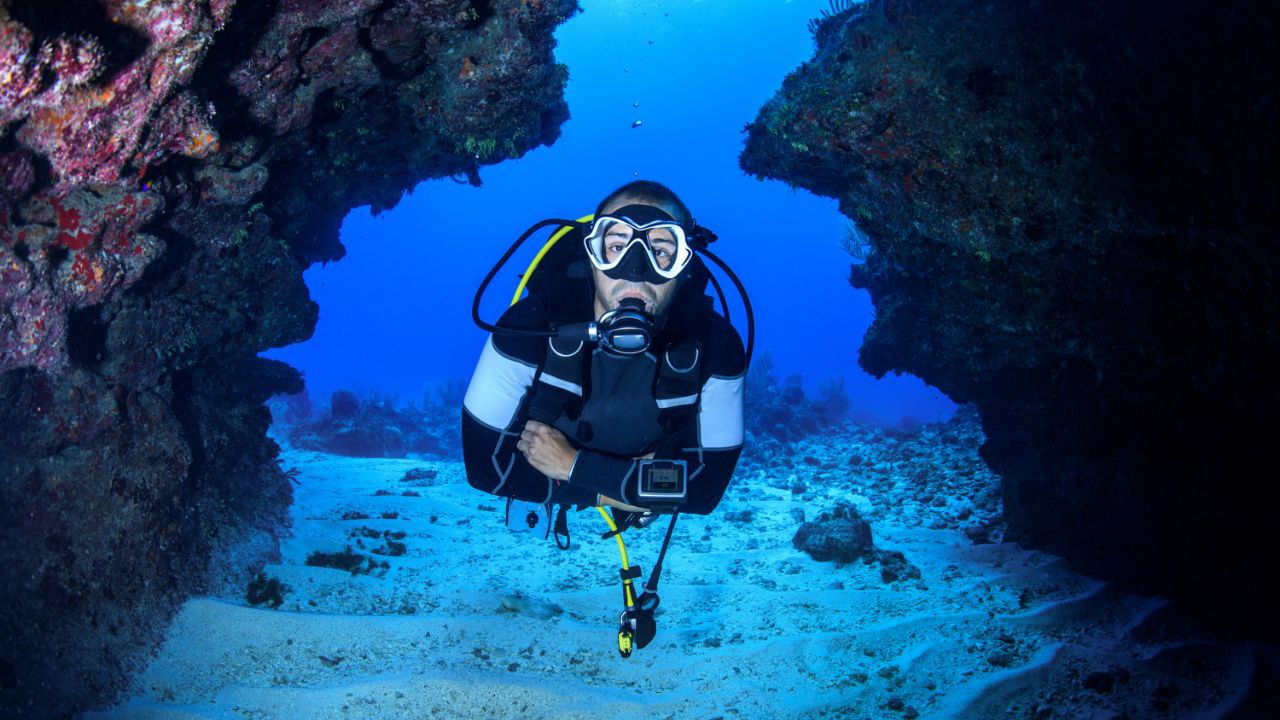 Snorkeling in Bora Bora